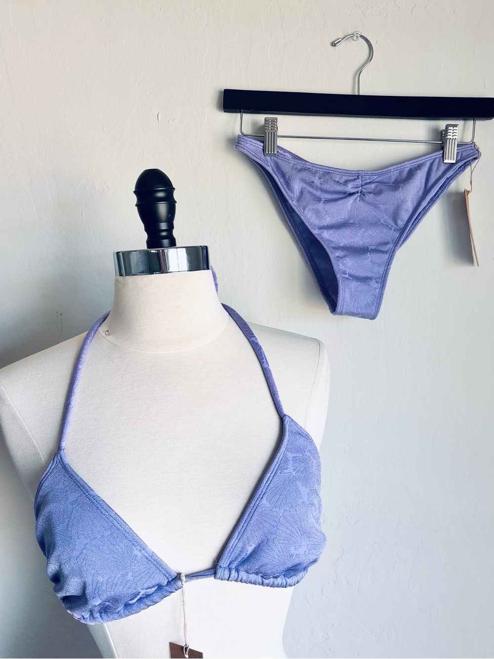 Tan Lines by Sivan Aiyla Lilac Textured Triangle Bikini Set, (L Top/ M  Btm) NWT